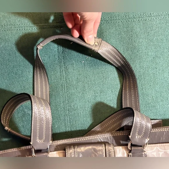 Coach Gray and Cream Signature Shoulder Bag - Picture 6 of 11